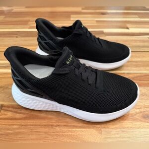 Kizik Women’s Athens Sneakers, 6.5 Wide